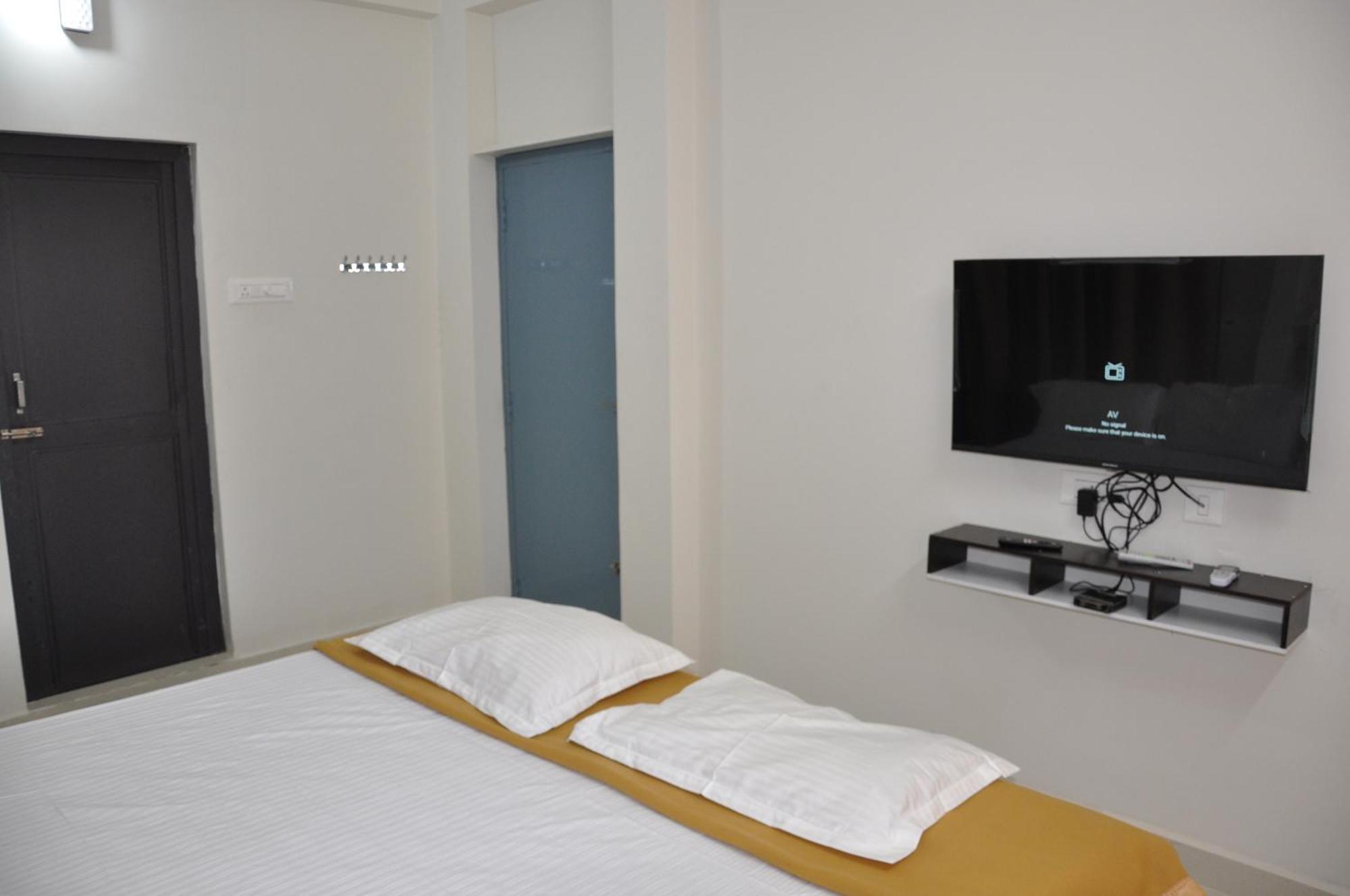 Alaya Rooms Tiruchirappalli Exterior photo